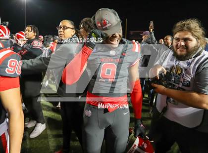 Thumbnail 2 in St. John Bosco vs Mater Dei (CIF SS Div 1 Final) photogallery.