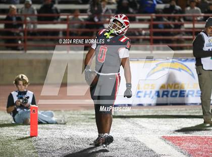 Thumbnail 3 in St. John Bosco vs Mater Dei (CIF SS Div 1 Final) photogallery.