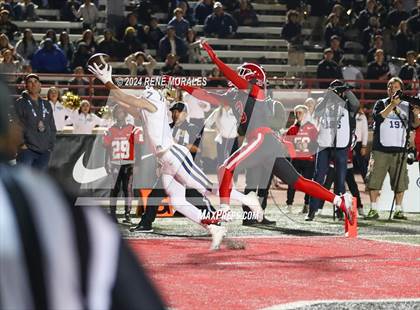 Thumbnail 3 in St. John Bosco vs Mater Dei (CIF SS Div 1 Final) photogallery.