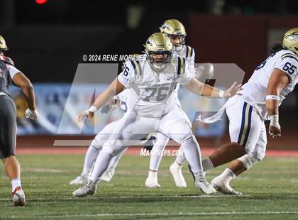 Thumbnail 3 in St. John Bosco vs Mater Dei (CIF SS Div 1 Final) photogallery.
