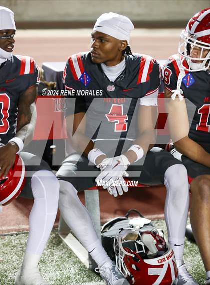 Thumbnail 3 in St. John Bosco vs Mater Dei (CIF SS Div 1 Final) photogallery.