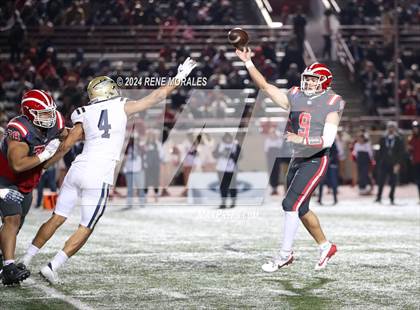 Thumbnail 3 in St. John Bosco vs Mater Dei (CIF SS Div 1 Final) photogallery.