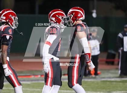 Thumbnail 3 in St. John Bosco vs Mater Dei (CIF SS Div 1 Final) photogallery.