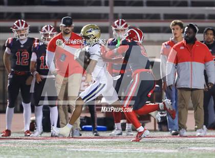 Thumbnail 1 in St. John Bosco vs Mater Dei (CIF SS Div 1 Final) photogallery.