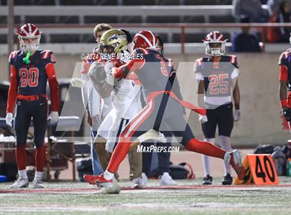 Thumbnail 3 in St. John Bosco vs Mater Dei (CIF SS Div 1 Final) photogallery.