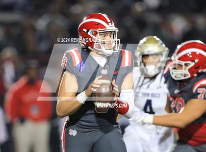 Thumbnail 2 in St. John Bosco vs Mater Dei (CIF SS Div 1 Final) photogallery.