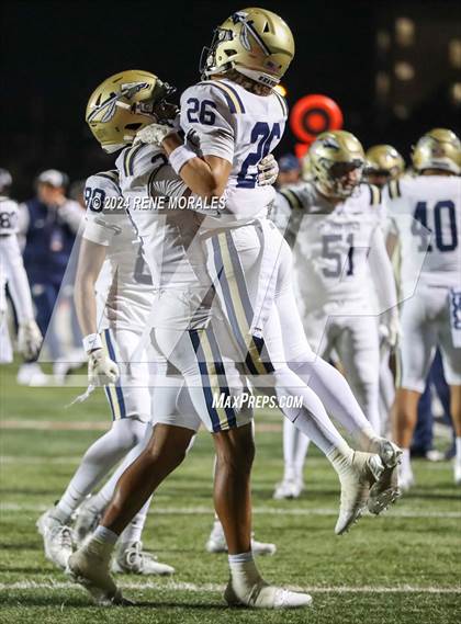 Thumbnail 1 in St. John Bosco vs Mater Dei (CIF SS Div 1 Final) photogallery.