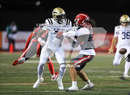 Thumbnail 2 in St. John Bosco vs Mater Dei (CIF SS Div 1 Final) photogallery.