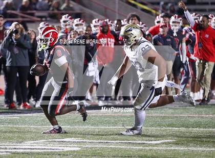 Thumbnail 3 in St. John Bosco vs Mater Dei (CIF SS Div 1 Final) photogallery.