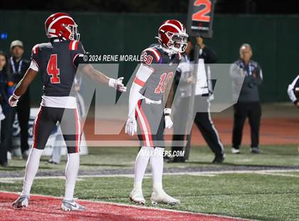 Thumbnail 2 in St. John Bosco vs Mater Dei (CIF SS Div 1 Final) photogallery.