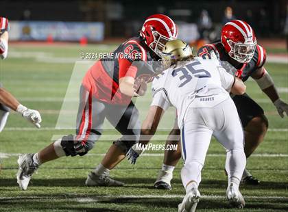 Thumbnail 3 in St. John Bosco vs Mater Dei (CIF SS Div 1 Final) photogallery.