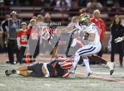 Thumbnail 2 in St. John Bosco vs Mater Dei (CIF SS Div 1 Final) photogallery.