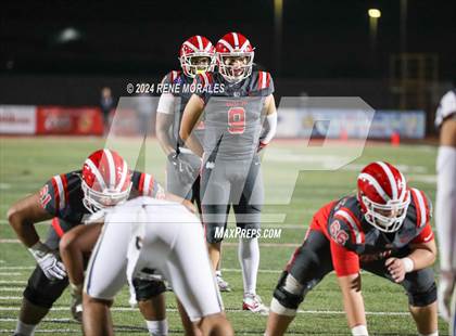 Thumbnail 3 in St. John Bosco vs Mater Dei (CIF SS Div 1 Final) photogallery.