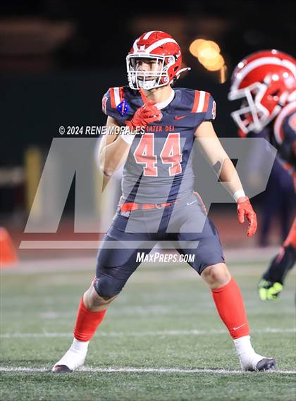 Thumbnail 3 in St. John Bosco vs Mater Dei (CIF SS Div 1 Final) photogallery.