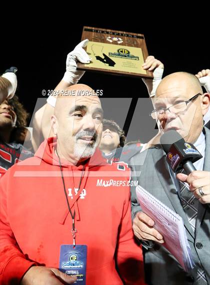 Thumbnail 1 in St. John Bosco vs Mater Dei (CIF SS Div 1 Final) photogallery.