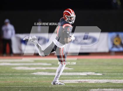 Thumbnail 3 in St. John Bosco vs Mater Dei (CIF SS Div 1 Final) photogallery.