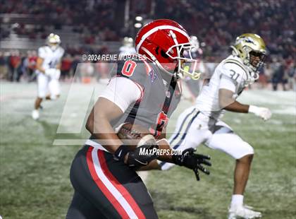 Thumbnail 2 in St. John Bosco vs Mater Dei (CIF SS Div 1 Final) photogallery.