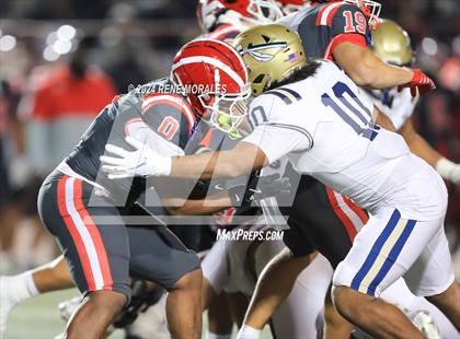 Thumbnail 3 in St. John Bosco vs Mater Dei (CIF SS Div 1 Final) photogallery.