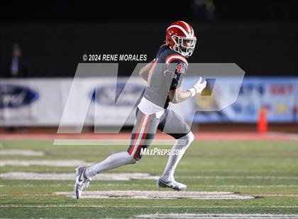 Thumbnail 1 in St. John Bosco vs Mater Dei (CIF SS Div 1 Final) photogallery.