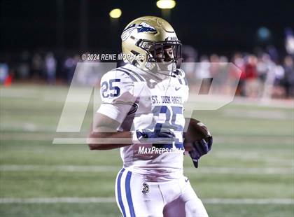 Thumbnail 2 in St. John Bosco vs Mater Dei (CIF SS Div 1 Final) photogallery.