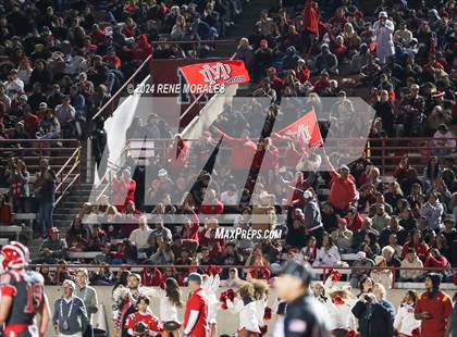 Thumbnail 3 in St. John Bosco vs Mater Dei (CIF SS Div 1 Final) photogallery.