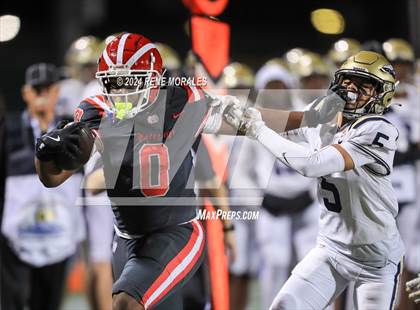 Thumbnail 2 in St. John Bosco vs Mater Dei (CIF SS Div 1 Final) photogallery.
