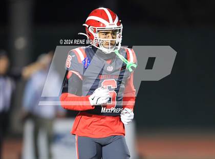 Thumbnail 1 in St. John Bosco vs Mater Dei (CIF SS Div 1 Final) photogallery.
