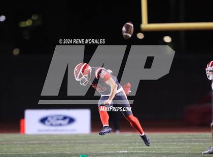 Thumbnail 3 in St. John Bosco vs Mater Dei (CIF SS Div 1 Final) photogallery.