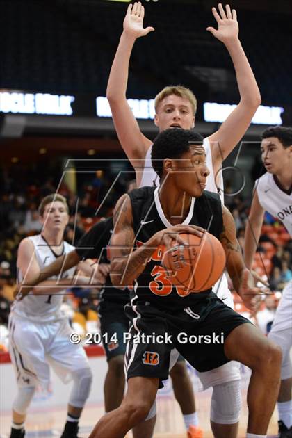Thumbnail 3 in Lone Peak vs Bogan (Chicago Elite Classic) photogallery.