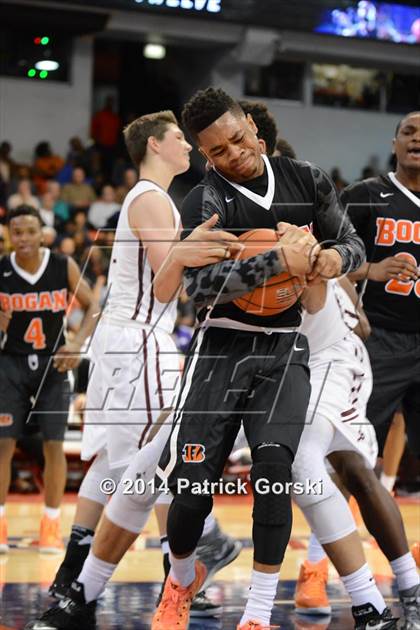 Thumbnail 3 in Lone Peak vs Bogan (Chicago Elite Classic) photogallery.