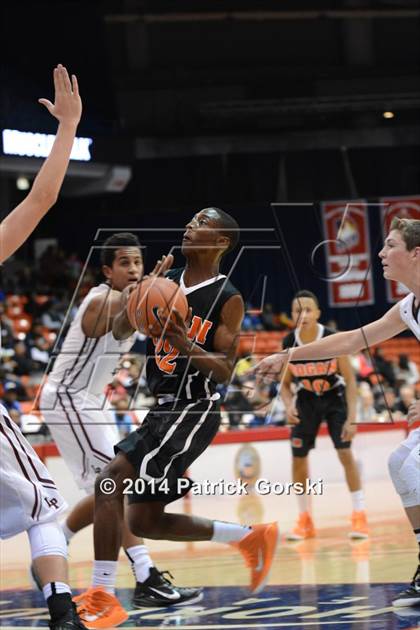 Thumbnail 2 in Lone Peak vs Bogan (Chicago Elite Classic) photogallery.