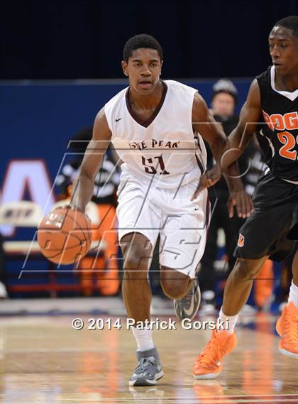 Thumbnail 2 in Lone Peak vs Bogan (Chicago Elite Classic) photogallery.