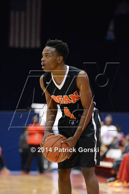 Thumbnail 2 in Lone Peak vs Bogan (Chicago Elite Classic) photogallery.
