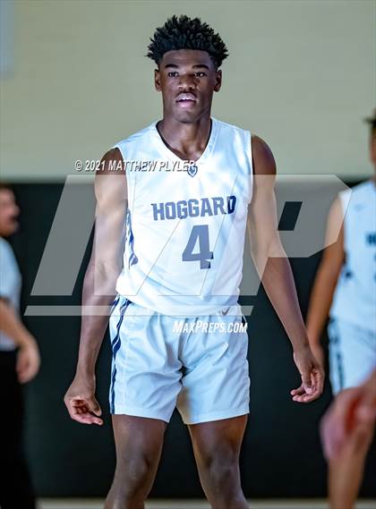 Thumbnail 2 in Richmond vs. Hoggard  (Holiday in the Pines Tournament) photogallery.