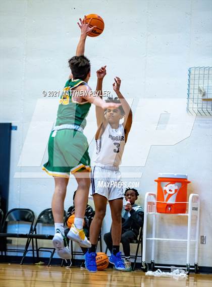 Thumbnail 2 in Richmond vs. Hoggard  (Holiday in the Pines Tournament) photogallery.