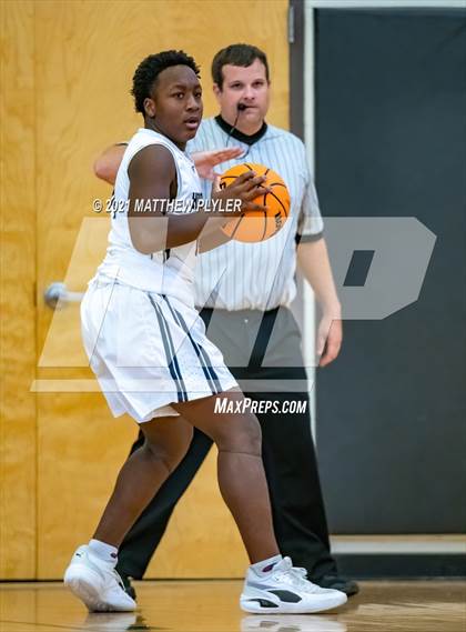 Thumbnail 2 in Richmond vs. Hoggard  (Holiday in the Pines Tournament) photogallery.
