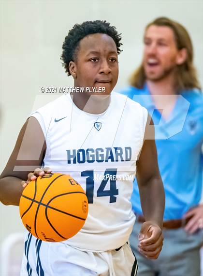 Thumbnail 3 in Richmond vs. Hoggard  (Holiday in the Pines Tournament) photogallery.