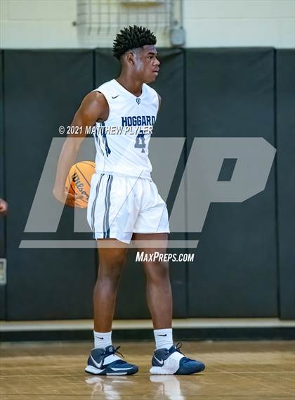 Thumbnail 3 in Richmond vs. Hoggard  (Holiday in the Pines Tournament) photogallery.