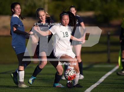 Thumbnail 3 in Sacred Heart Cathedral Preparatory vs Urban photogallery.