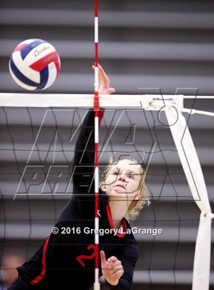 Thumbnail 3 in Trinity vs. Waxahachie photogallery.