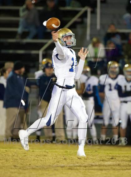 Thumbnail 1 in Independence vs. Overton photogallery.