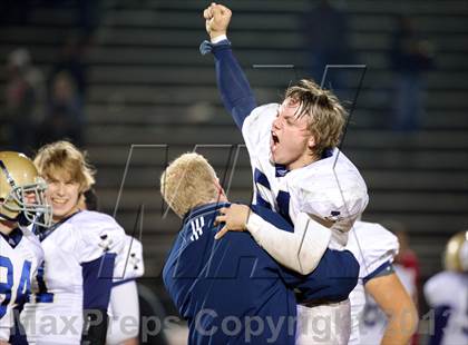 Thumbnail 2 in Independence vs. Overton photogallery.