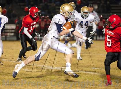 Thumbnail 3 in Independence vs. Overton photogallery.