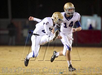 Thumbnail 2 in Independence vs. Overton photogallery.