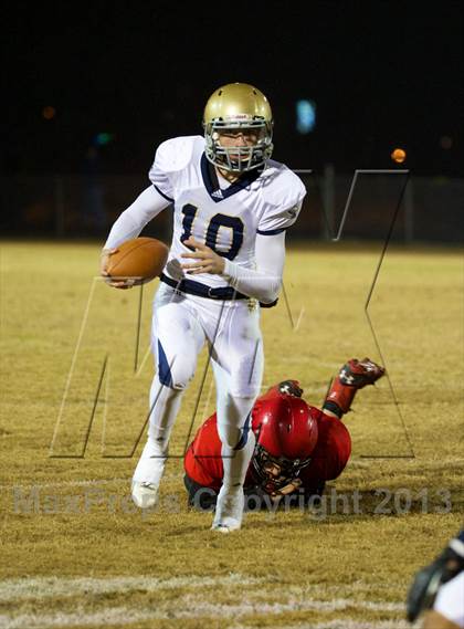 Thumbnail 2 in Independence vs. Overton photogallery.