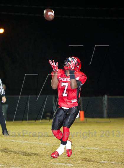 Thumbnail 3 in Independence vs. Overton photogallery.