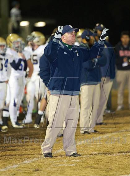 Thumbnail 2 in Independence vs. Overton photogallery.