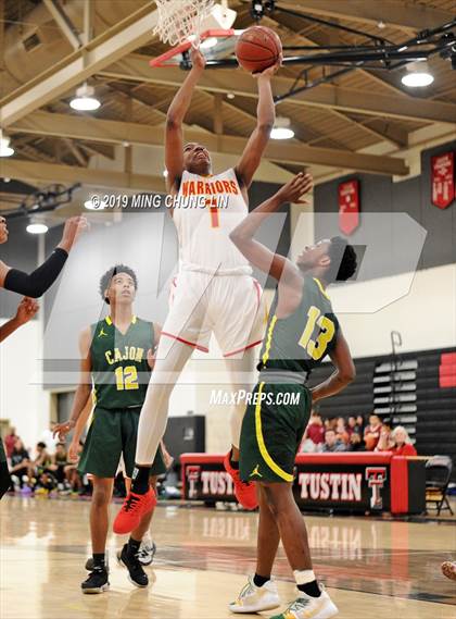 Thumbnail 2 in Woodbridge vs. Cajon (Tustin Holiday Classic) photogallery.