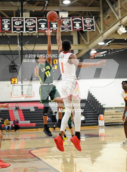 Thumbnail 2 in Woodbridge vs. Cajon (Tustin Holiday Classic) photogallery.