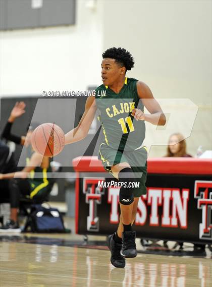 Thumbnail 3 in Woodbridge vs. Cajon (Tustin Holiday Classic) photogallery.